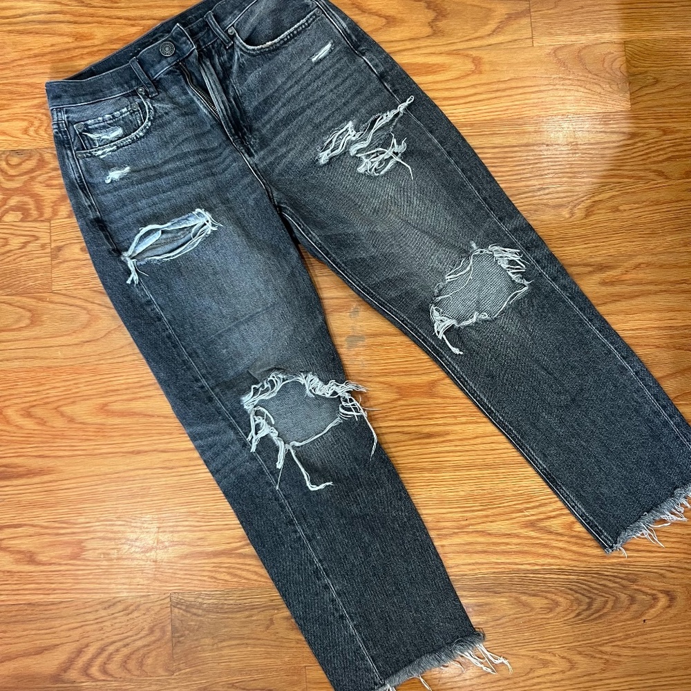 Size 6 American Eagle Jeans | Comfort Stretch Waist Band